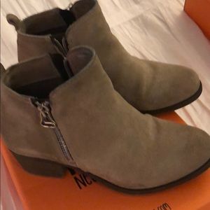 Mix-Mooz tan suede boots size EU 36.  Beautiful!